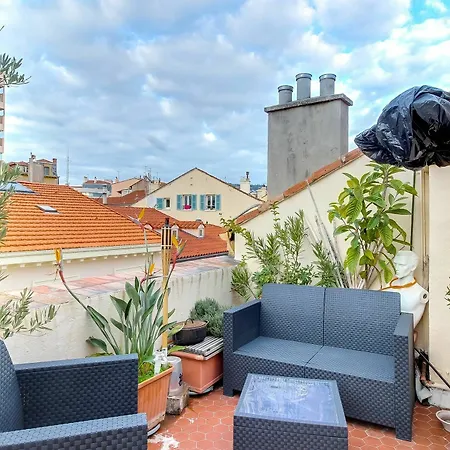 3 Meynadier 1 Apartment *